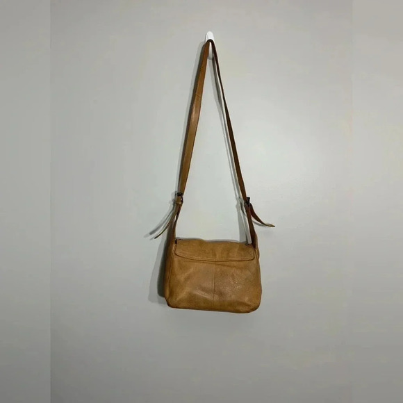 Anthropologie Mo and Co. light brown pebbled leather messenger/Crossbody bag - Picture 2 of 11